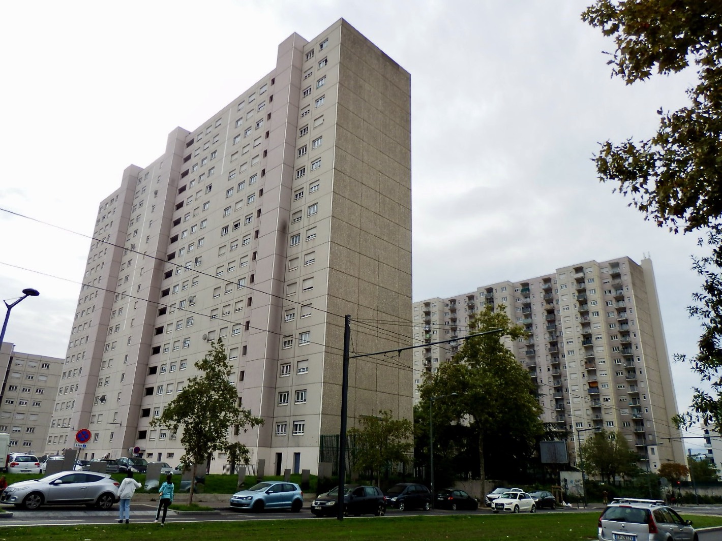 La rue Challemel-Lacour