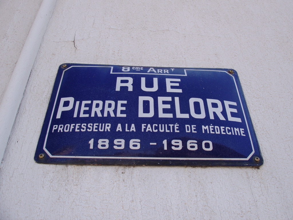 Rue Pierre-Delore